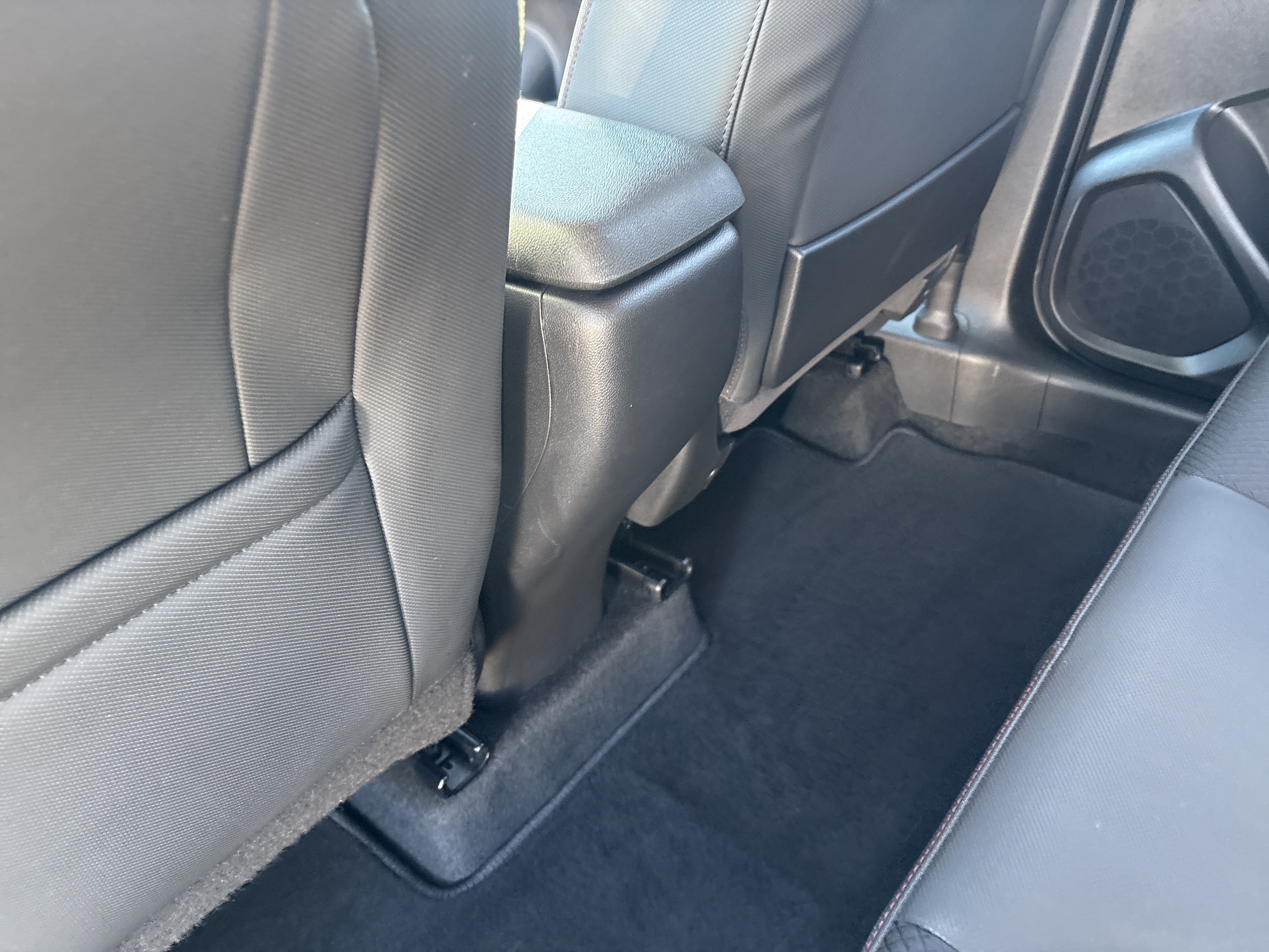 Used 2023 Chevrolet TrailBlazer RS FWD image 16