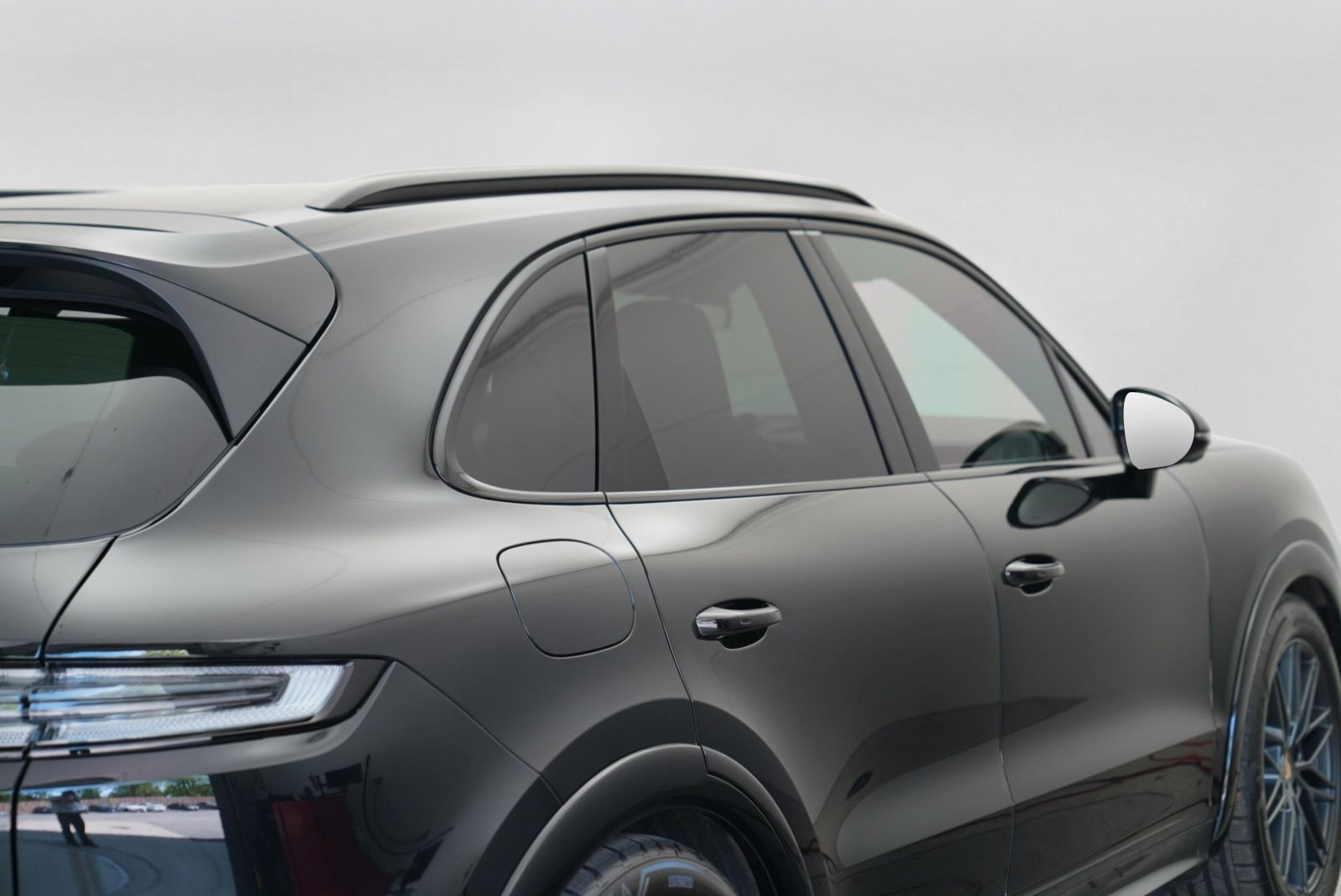 Used 2025 Porsche Cayenne GTS AWD/4WD image 57