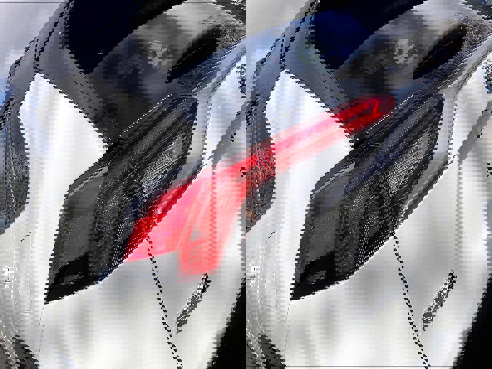 Used 2024 Toyota RAV4 XSE w/ Advanced Technology Package image 30