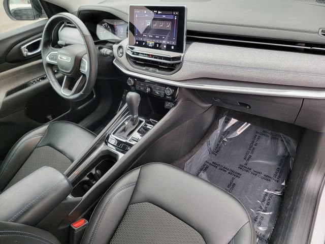 Certified 2022 Jeep Compass Latitude w/ Convenience Group image 25