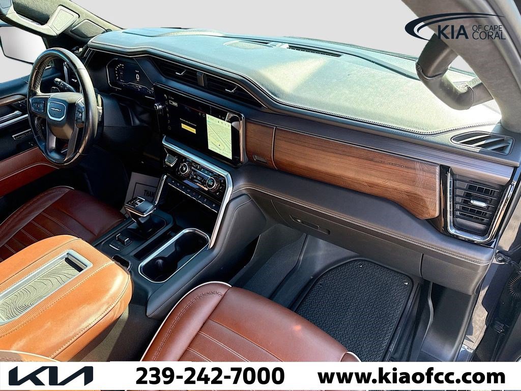 Used 2022 GMC Sierra 1500 Denali Ultimate image 13