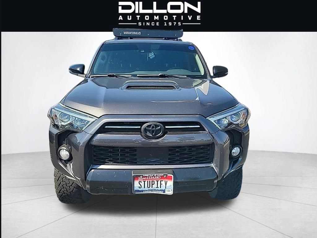 Used 2020 Toyota 4Runner Venture w/ Moonroof Package AWD/4WD image 4