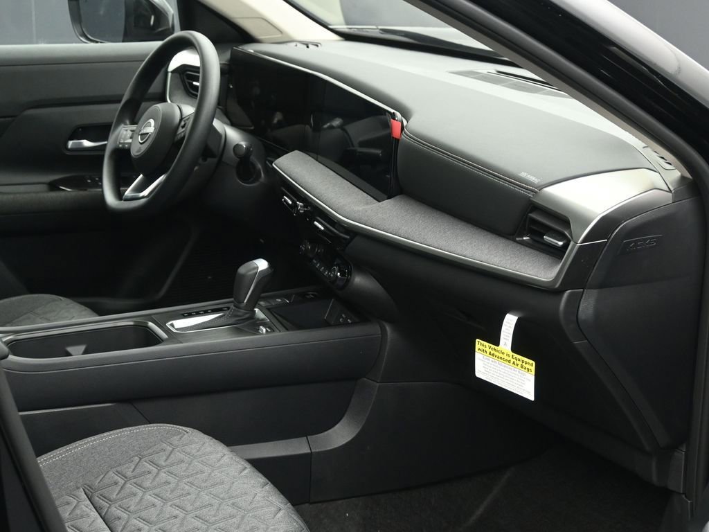 New 2026 Nissan Kicks SV w/ SV Premium Package AWD/4WD image 6