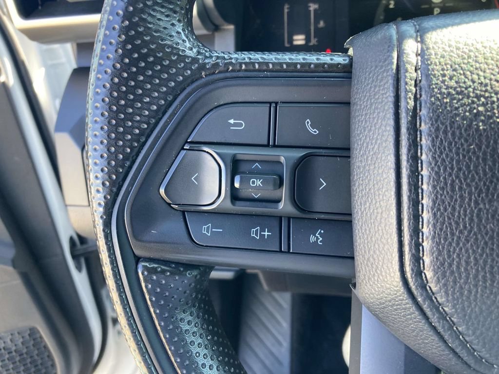 Used 2024 Toyota Tacoma SR RWD image 27