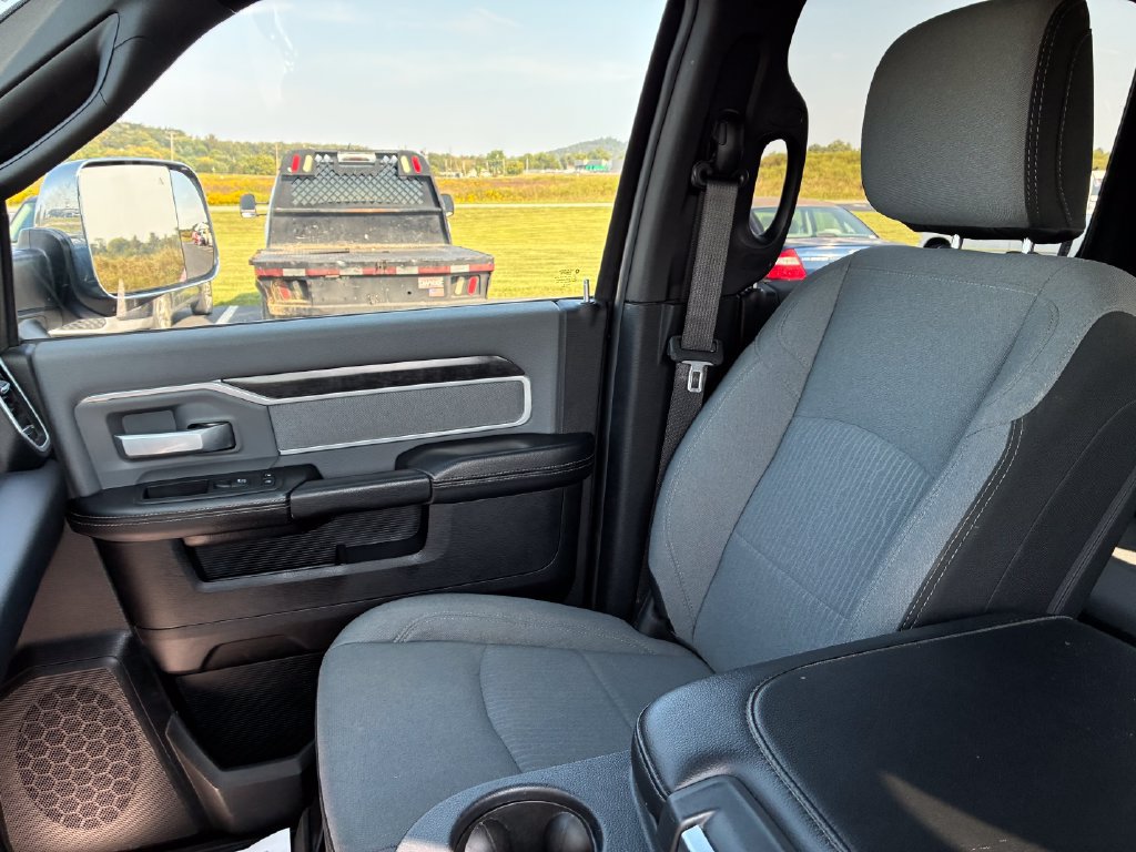 Used 2022 RAM 2500 Big Horn w/ Level A Equipment Group AWD/4WD image 20