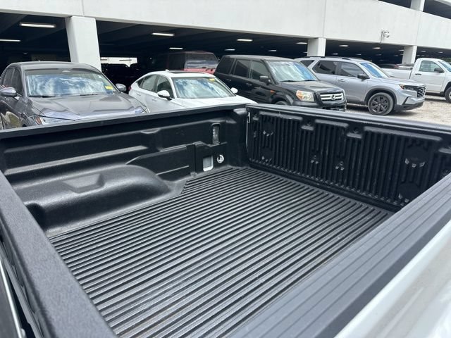 Used 2023 Jeep Gladiator Overland AWD/4WD image 39