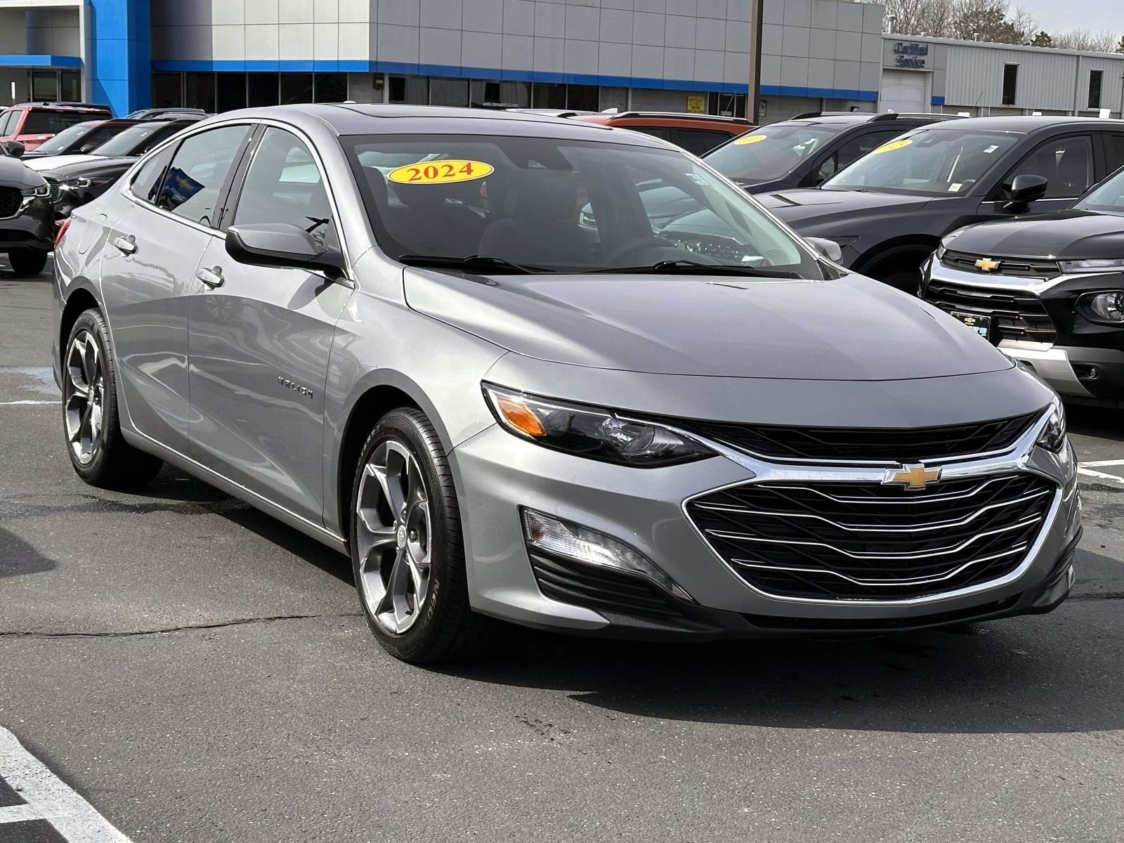 Used 2024 Chevrolet Malibu LT FWD image 5