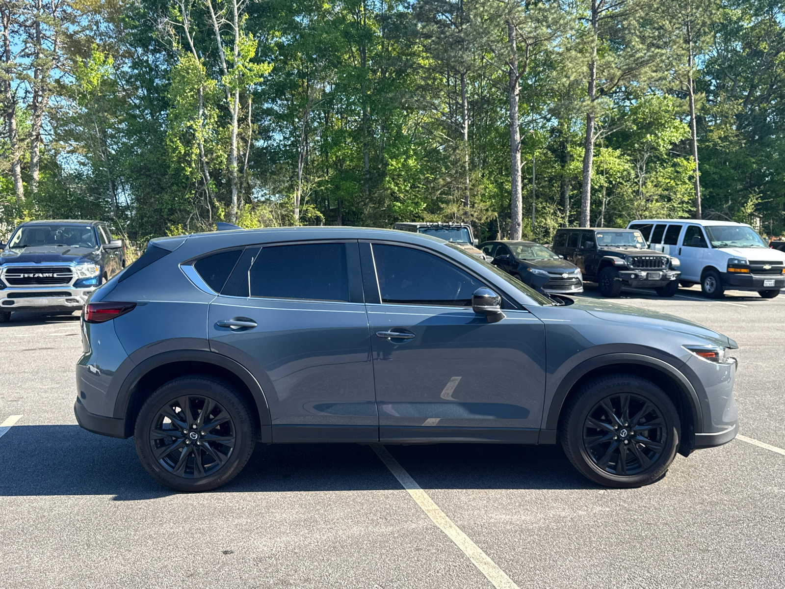 Used 2022 MAZDA CX-5 Carbon Edition image 4