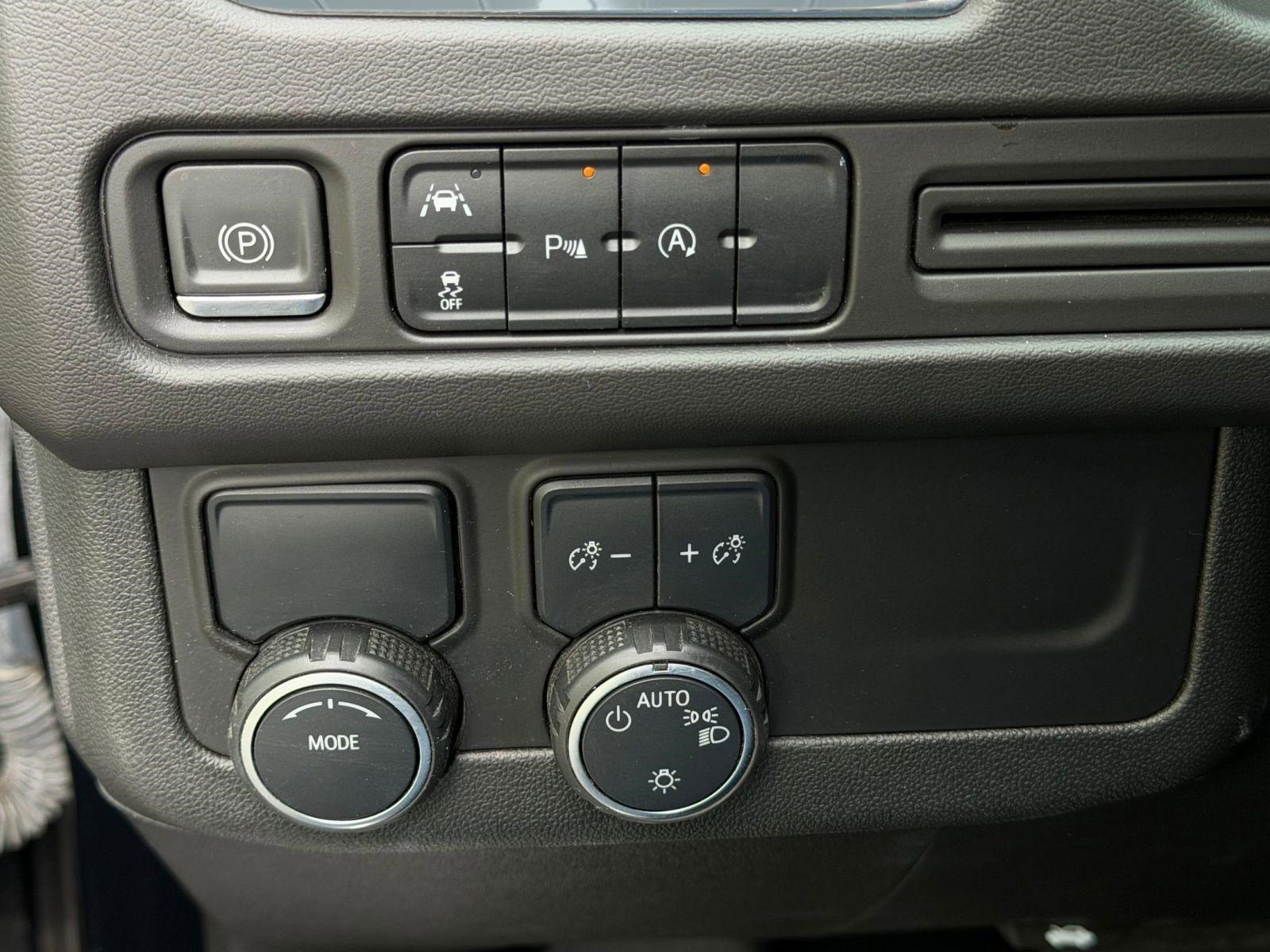 Used 2023 Chevrolet Tahoe Premier RWD image 36
