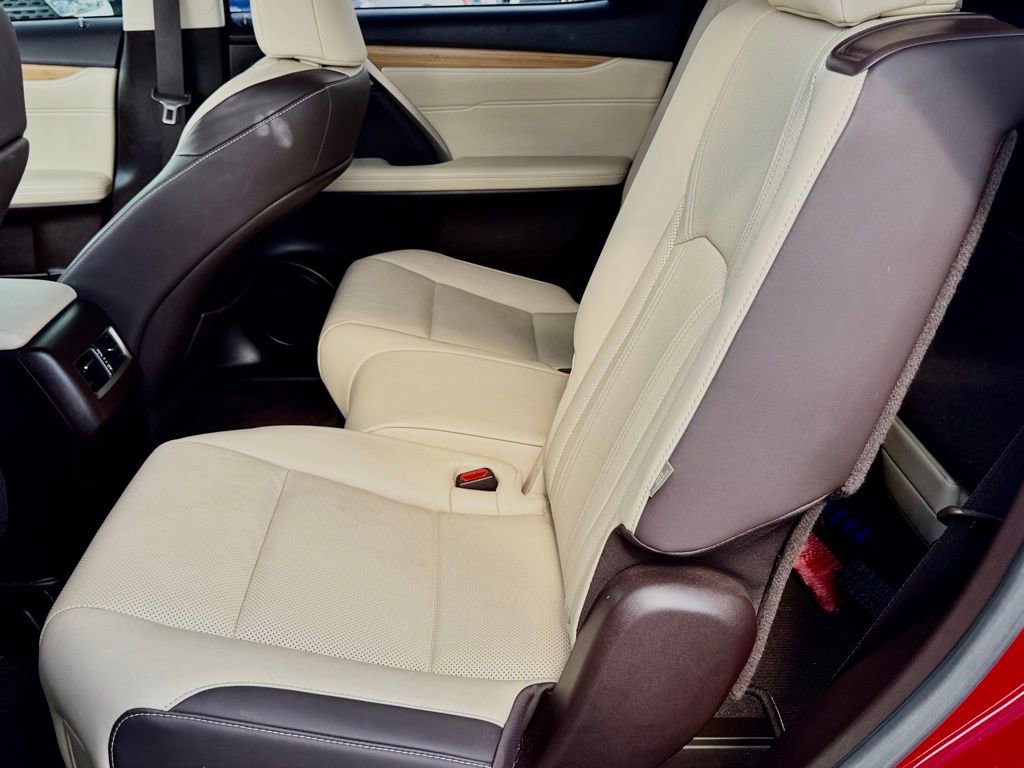 Used 2019 Lexus RX 350L FWD w/ Premium Package image 9