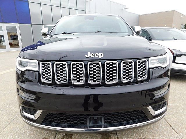 Used 2018 Jeep Grand Cherokee Summit image 11
