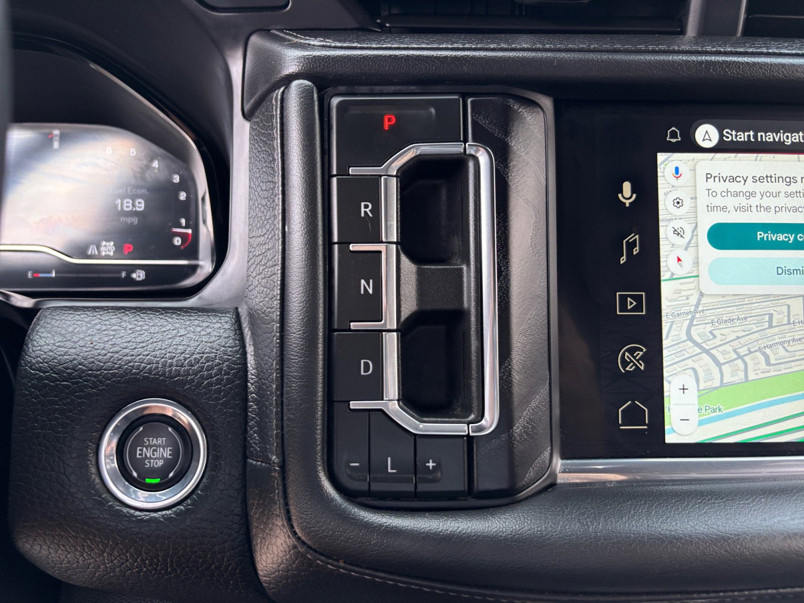 Used 2023 GMC Yukon Denali w/ Advanced Technology Package image 30