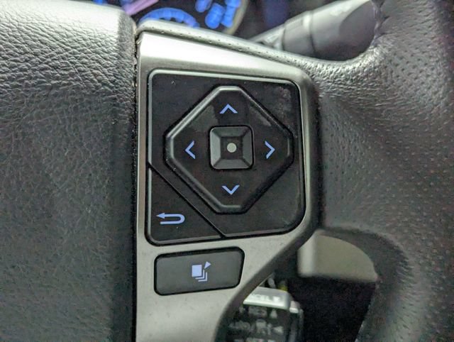 Used 2020 Toyota Tacoma SR5 RWD image 19