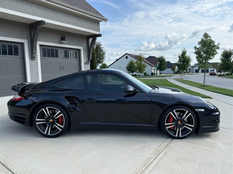 Used 2011 Porsche 911 Turbo AWD/4WD image 6