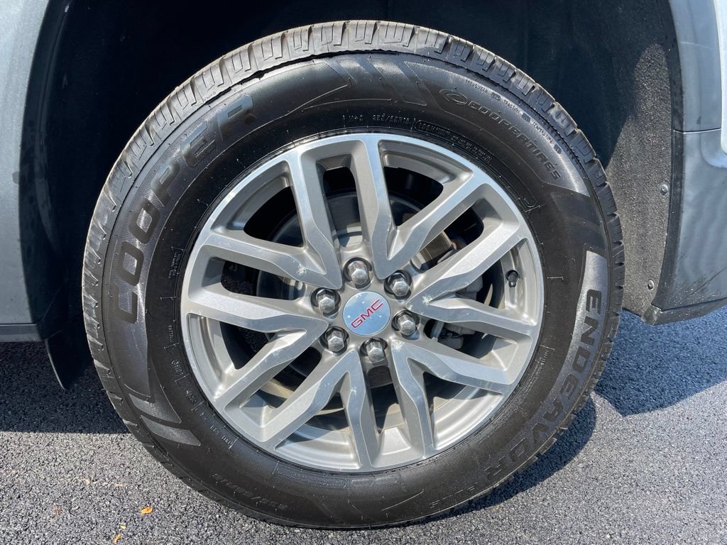 Used 2018 GMC Acadia SLE w/ Driver Alert Package I AWD/4WD image 8