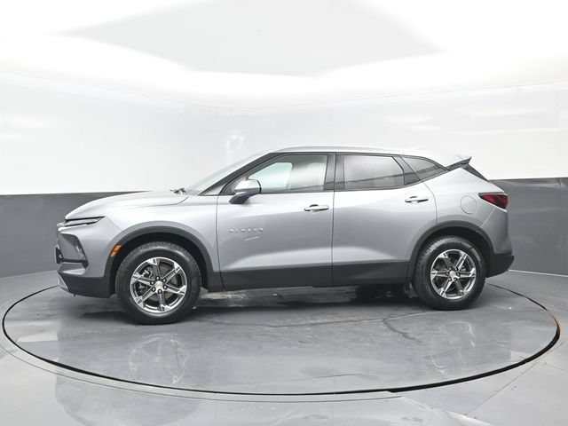 Used 2025 Chevrolet Blazer LT AWD/4WD image 4