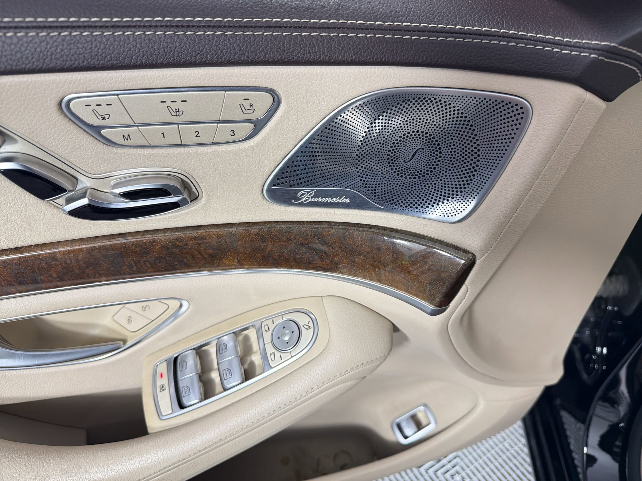 Used 2014 Mercedes-Benz S 550 Sedan image 20