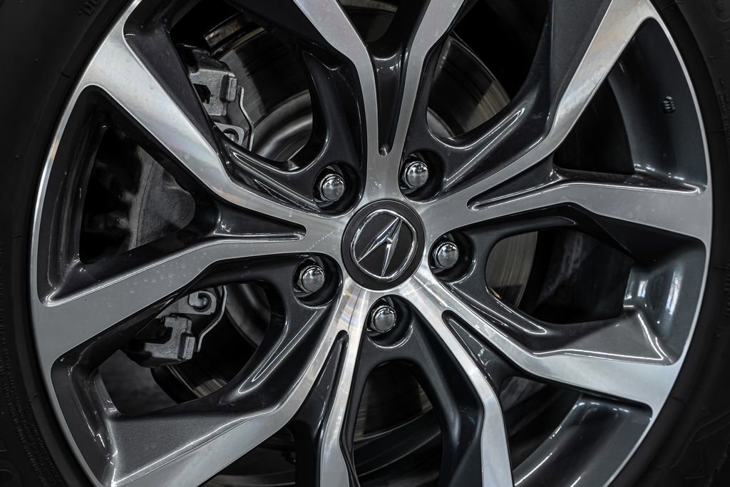 Certified 2023 Acura MDX FWD w/ Technology Package image 19