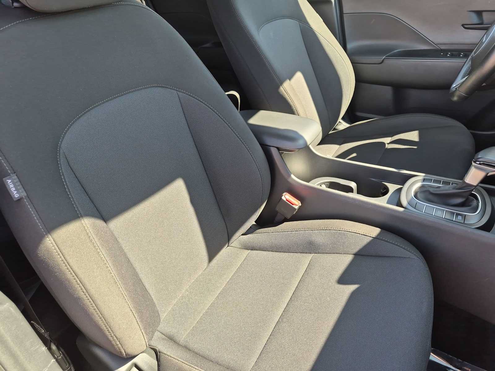 Certified 2025 Hyundai Kona SEL AWD/4WD image 21