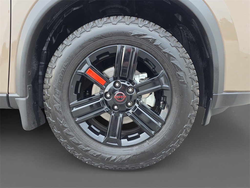 Used 2025 Nissan Rogue SV w/ Rock Creek Premium Package image 16