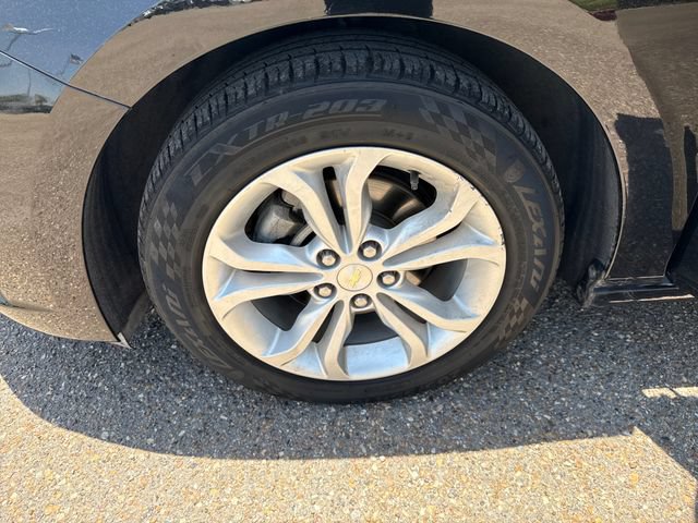 Used 2019 Chevrolet Cruze LS w/ LS Convenience Package FWD image 11
