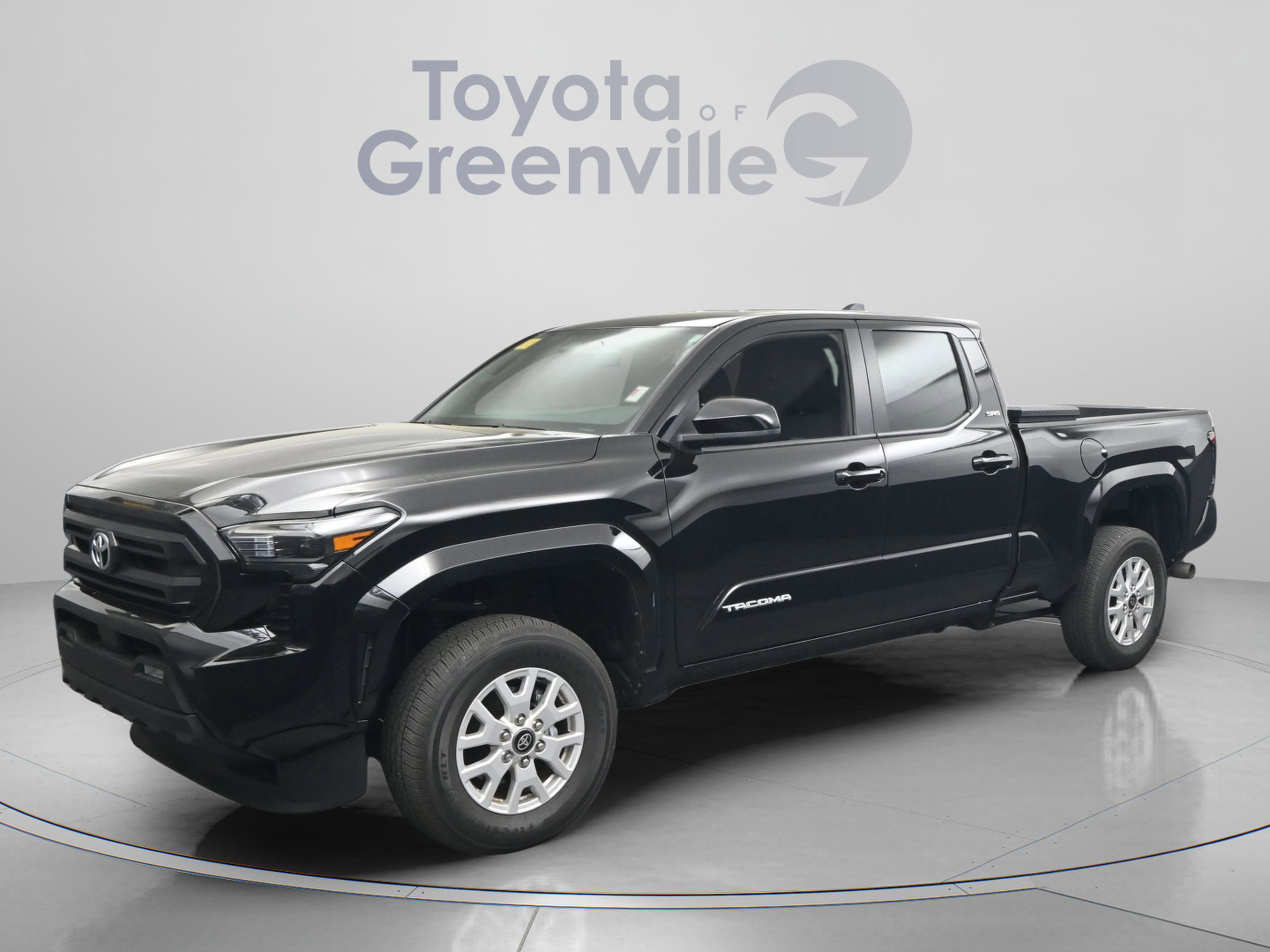 Certified 2024 Toyota Tacoma SR5 AWD/4WD image 2