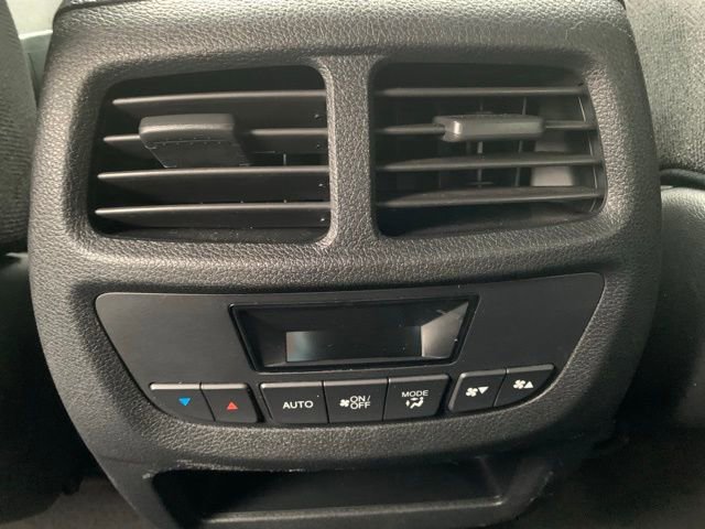 Used 2022 Honda Pilot Sport image 14