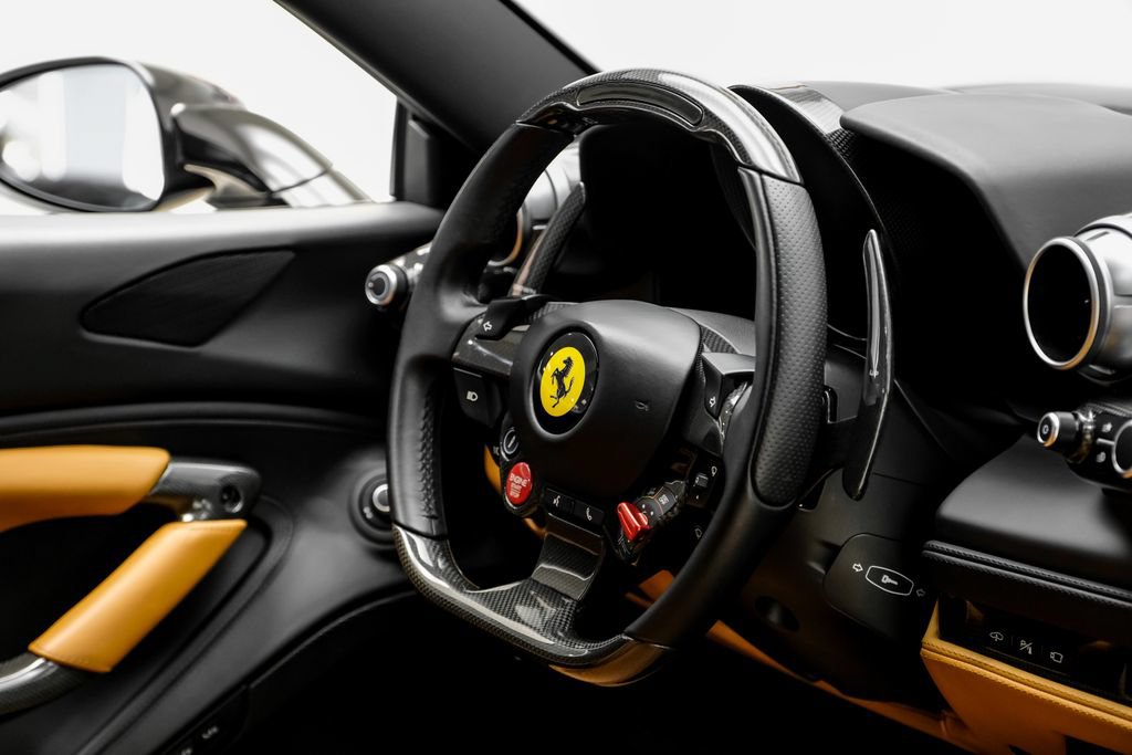 Used 2022 Ferrari F8 Tributo RWD image 14