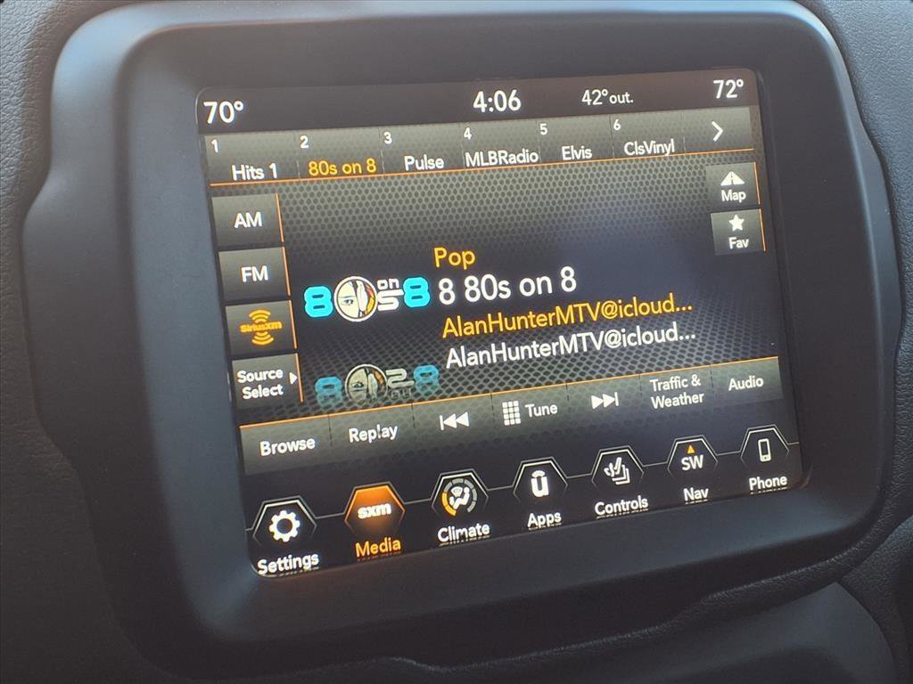 Used 2018 Jeep Renegade Limited w/ UConnect 8.4 Nav Group image 9