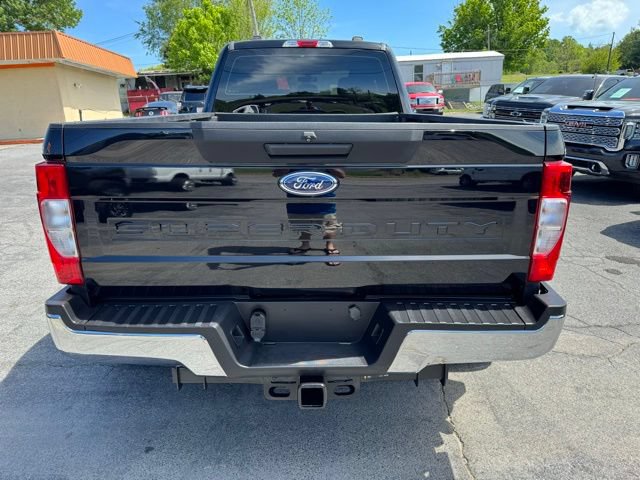 Used 2022 Ford F350 XL w/ Power Equipment Group AWD/4WD image 3