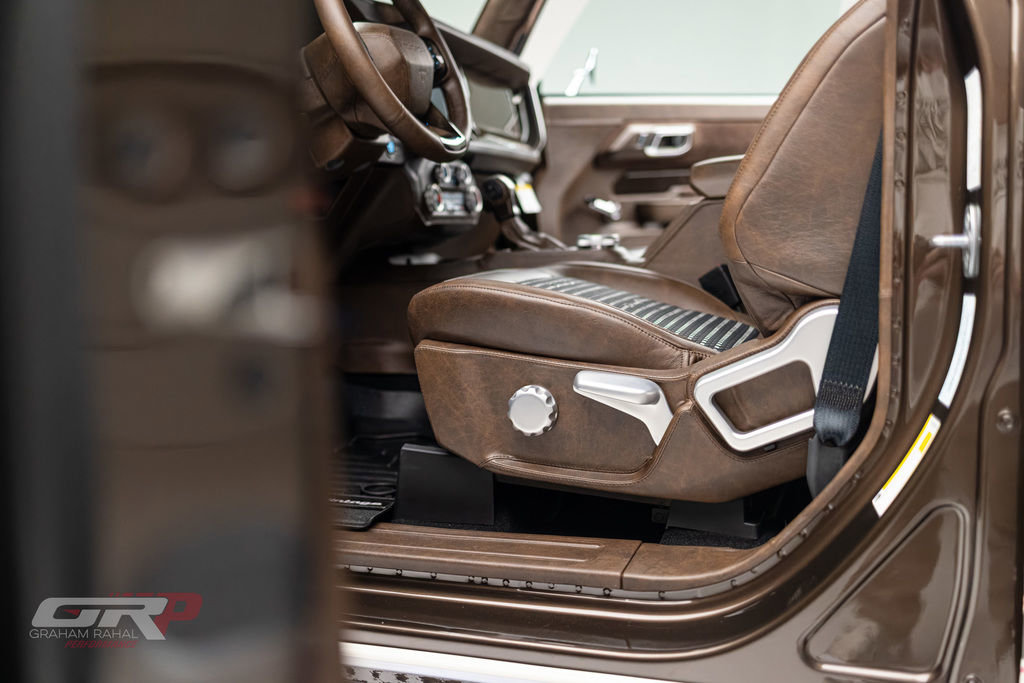 Used 2025 Ford Bronco Badlands image 24