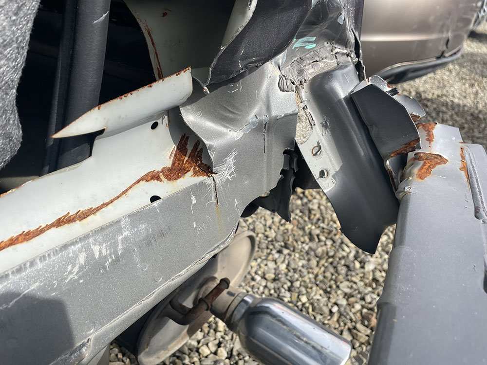 Used 2018 Ford Taurus SEL w/ Equipment Group 201A image 8