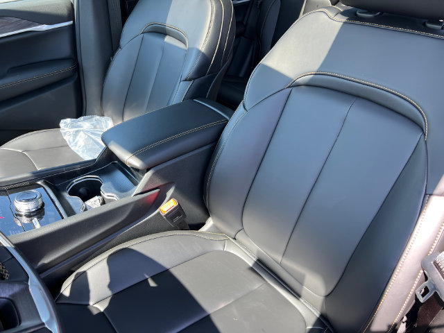 New 2026 Jeep Grand Cherokee Limited AWD/4WD image 21