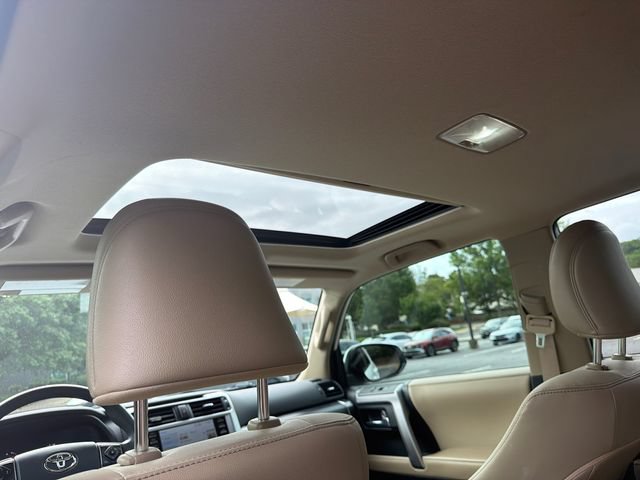 Used 2022 Toyota 4Runner SR5 Premium w/ Moonroof Package RWD image 22