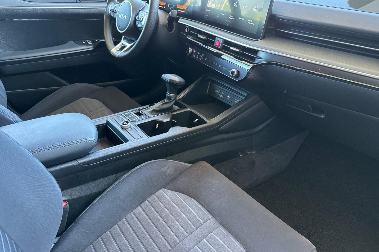 Used 2025 Kia K5 LXS image 30