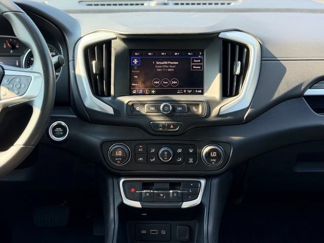 Used 2023 GMC Terrain SLE w/ Driver Convenience Package FWD image 24