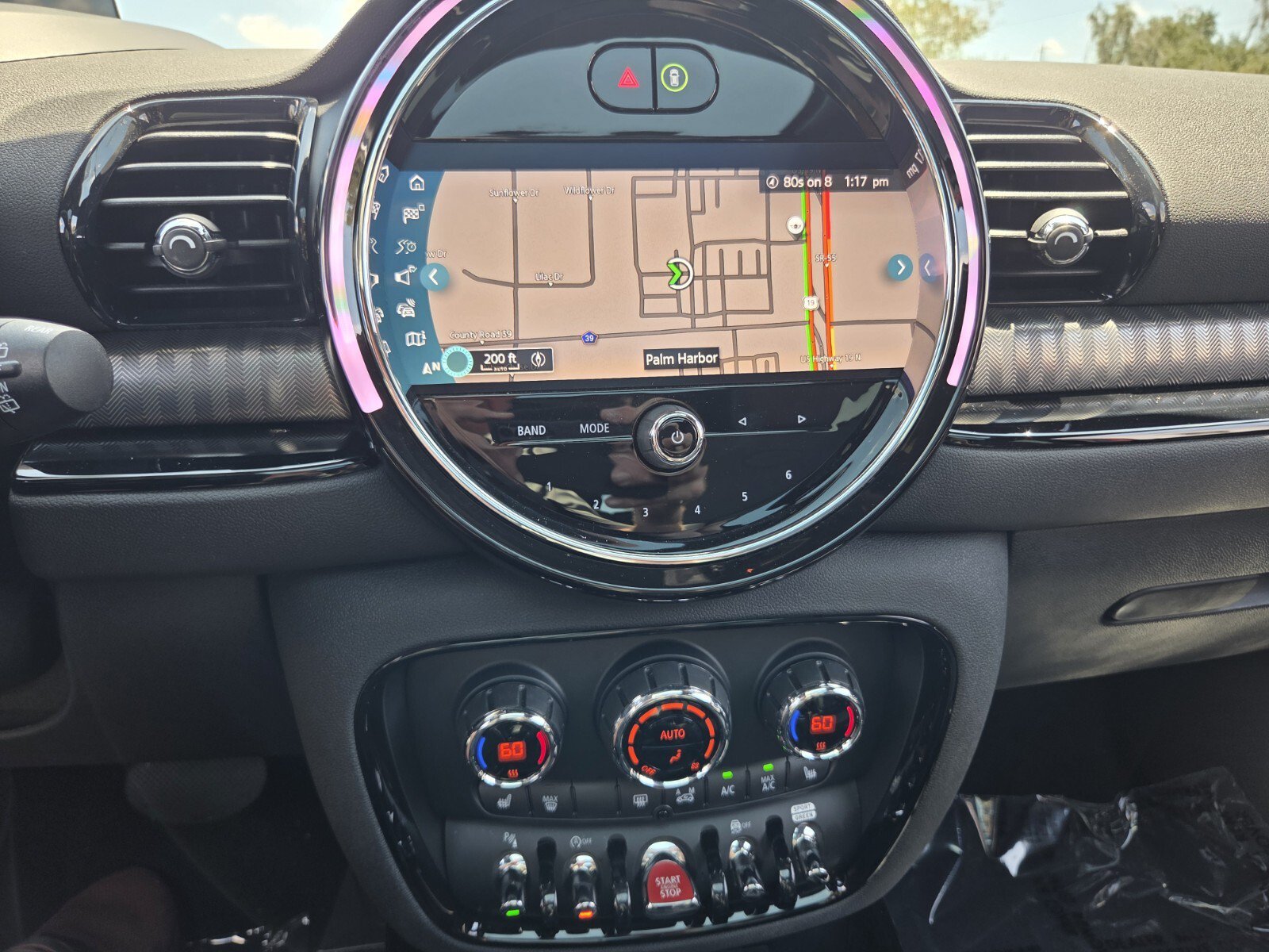 Certified 2024 MINI Cooper Clubman S FWD image 22