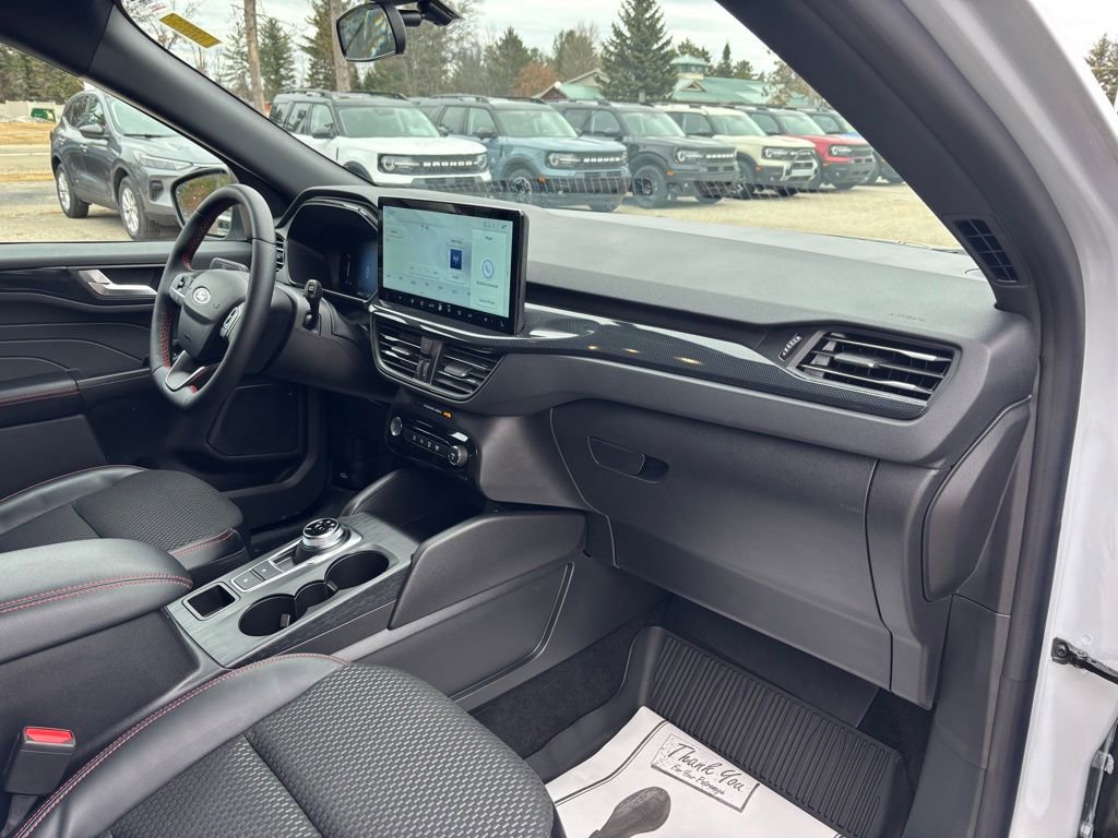 Used 2025 Ford Escape ST-Line w/ Tech Pack #1 image 23