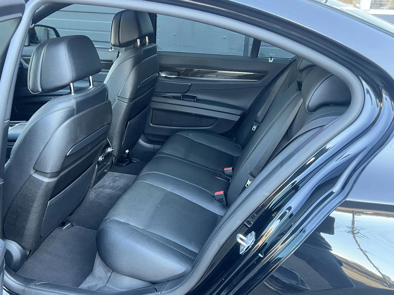 Used 2015 BMW 740i 740i Sedan 4D image 13