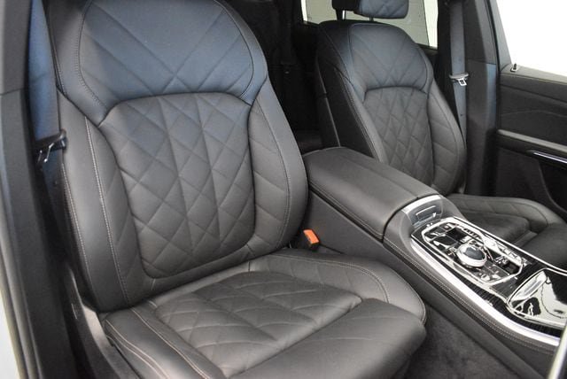 Used 2026 BMW X5 xDrive40i AWD/4WD image 6