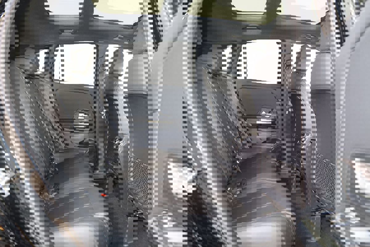 Used 2022 Mercedes-Benz GLA 250 4MATIC image 14