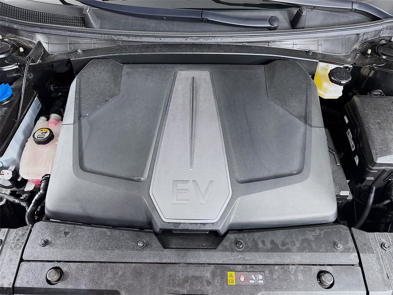 Used 2024 Kia EV6 GT-Line image 33