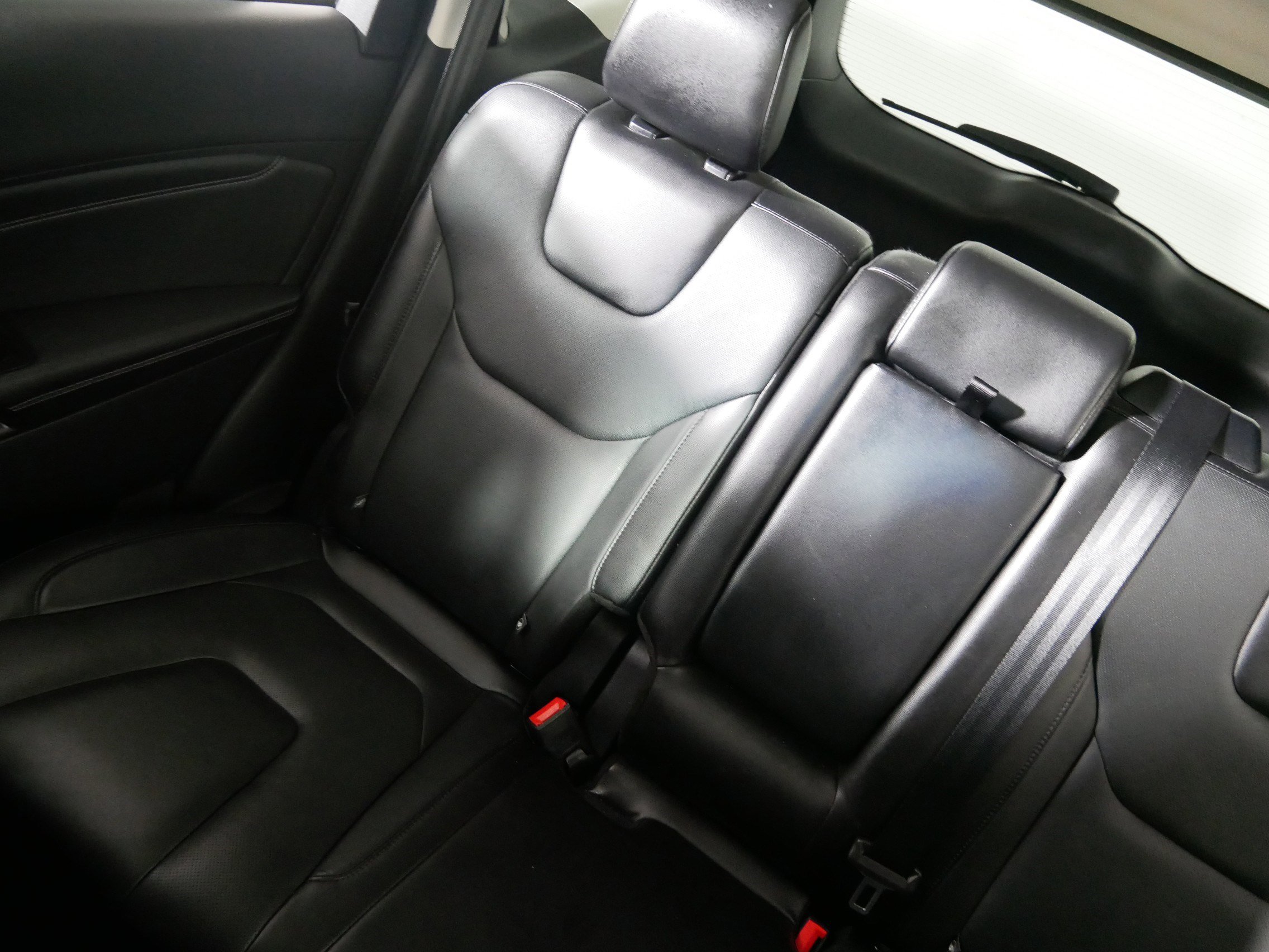 Used 2016 Ford Edge Titanium w/ Equipment Group 301A image 12