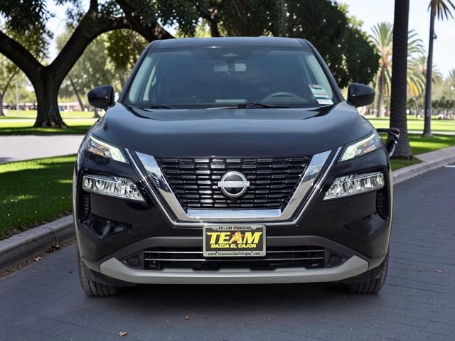 Used 2023 Nissan Rogue SV FWD image 3