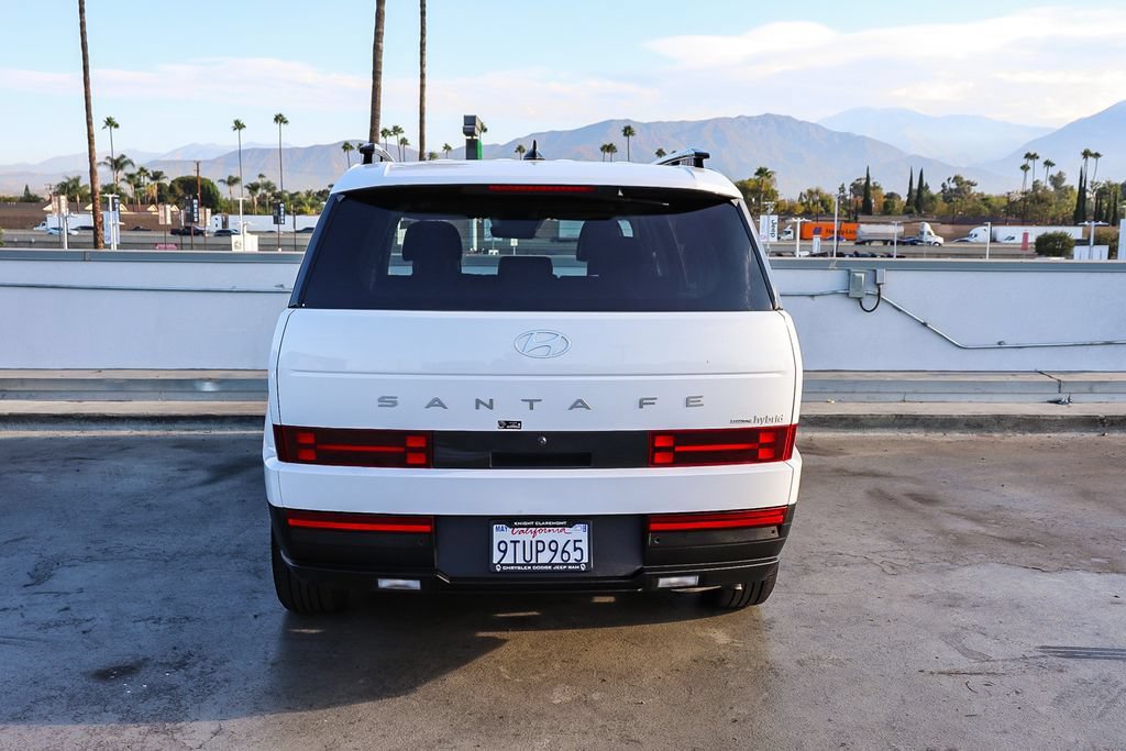 Used 2025 Hyundai Santa Fe SEL AWD/4WD image 8