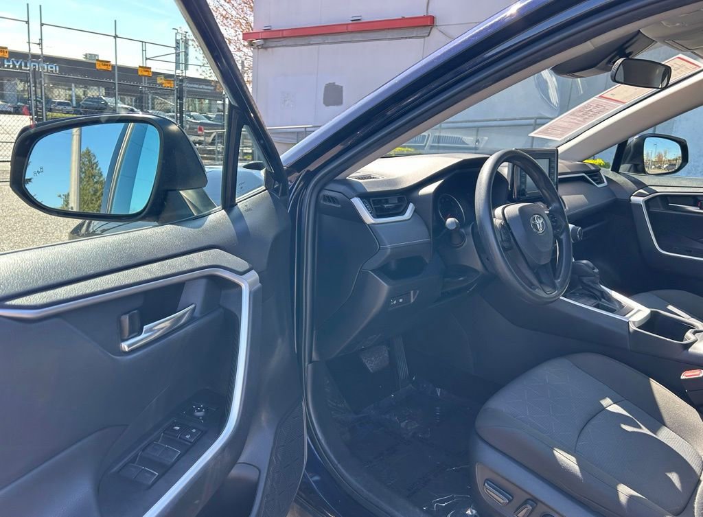 Certified 2022 Toyota RAV4 XLE image 9