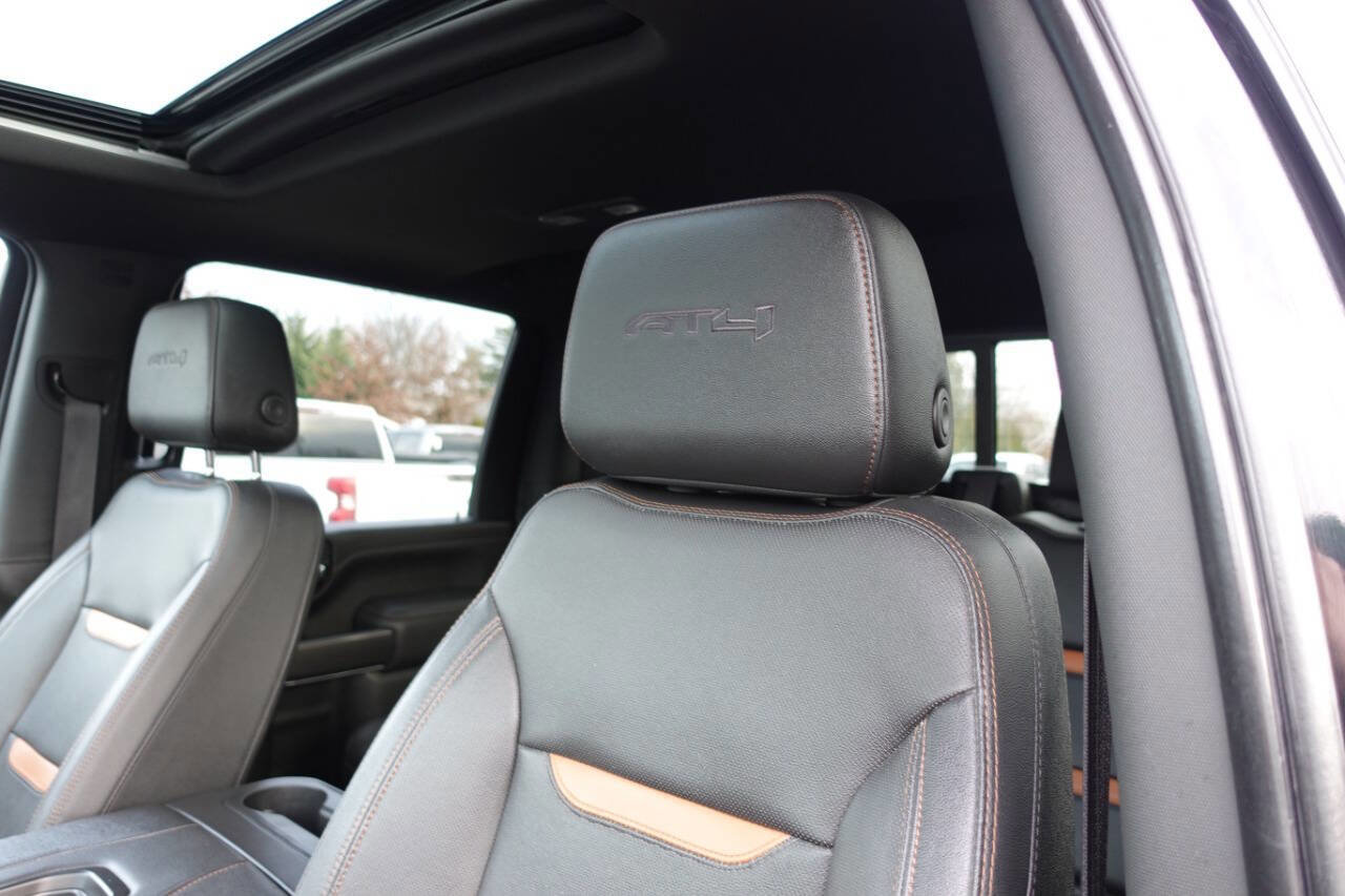 Used 2022 GMC Sierra 2500 AT4 w/ AT4 Preferred Package AWD/4WD image 18