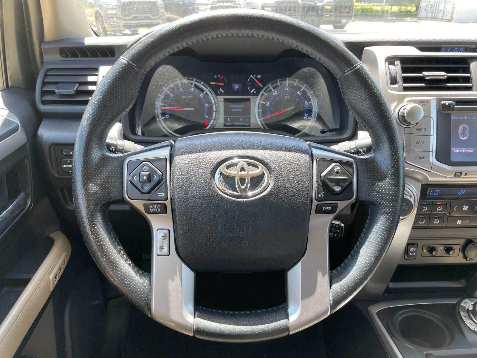 Used 2016 Toyota 4Runner Limited AWD/4WD image 19