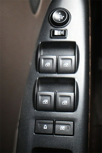 Used 2021 GMC Canyon Denali image 12