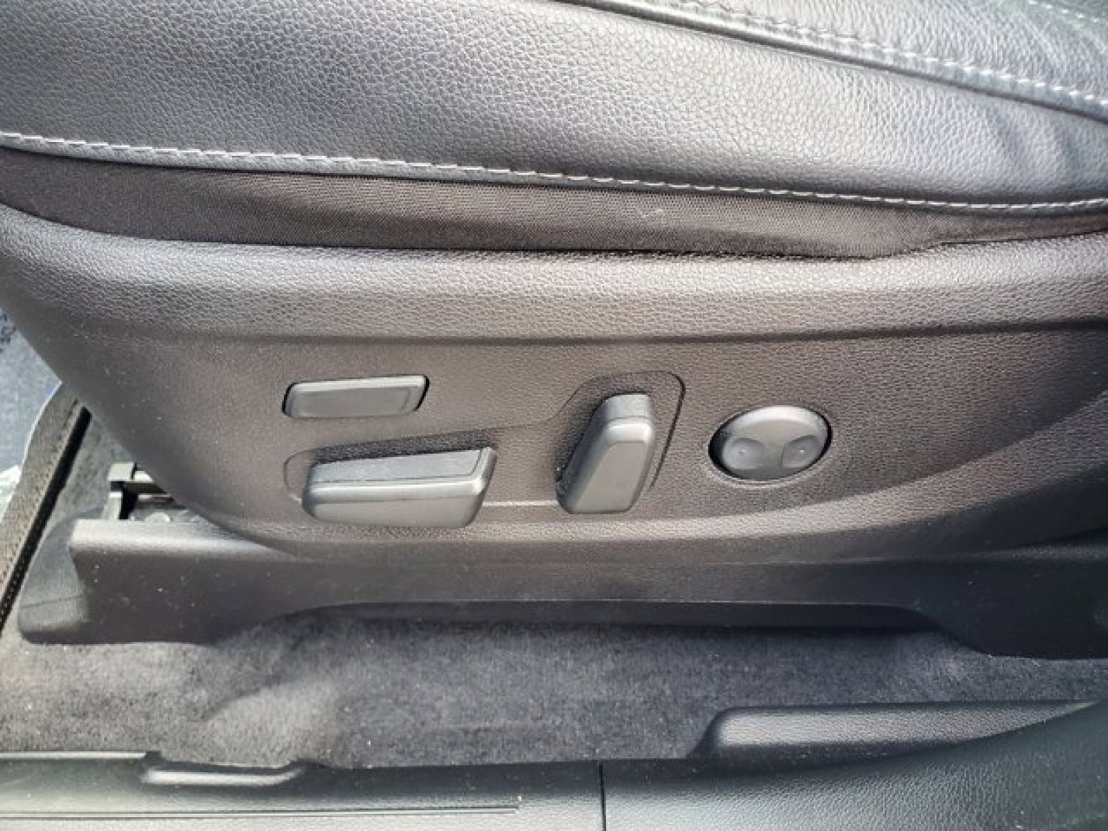 Used 2020 Kia Telluride SX image 13